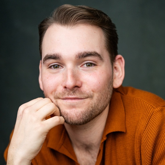 Meet your Posher, Matthew - Picture 1 of 1